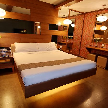 Hotel Ava Cuneta Pasay Zewnętrze zdjęcie