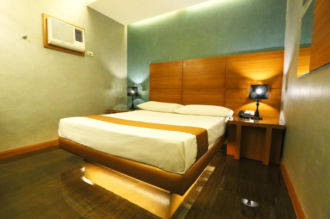 Hotel Ava Cuneta Pasay Zewnętrze zdjęcie